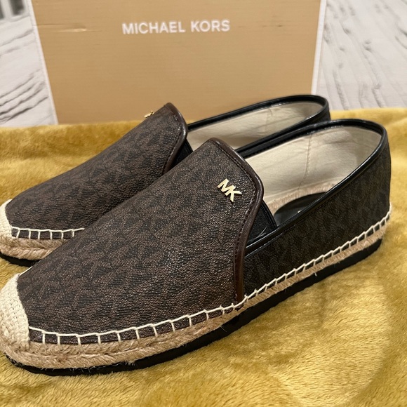 Micheal Kors Women's Kendrick Slip-On Espadrille Flats - Picture 5 of 5